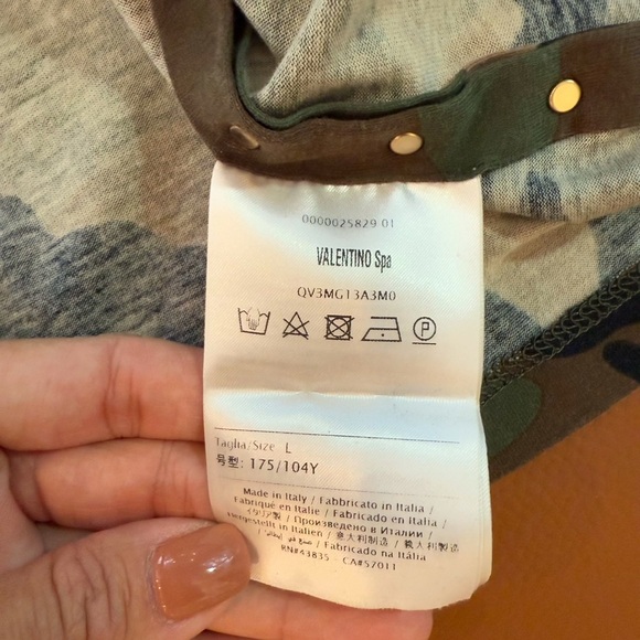 VALENTINO COTTON T-SHIRT GREEN X BLACK CAMOUFLAGE WITH STUDS ( unissex ) Size L - Picture 6 of 9